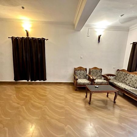 Candolim Glitter Sand Exterior foto