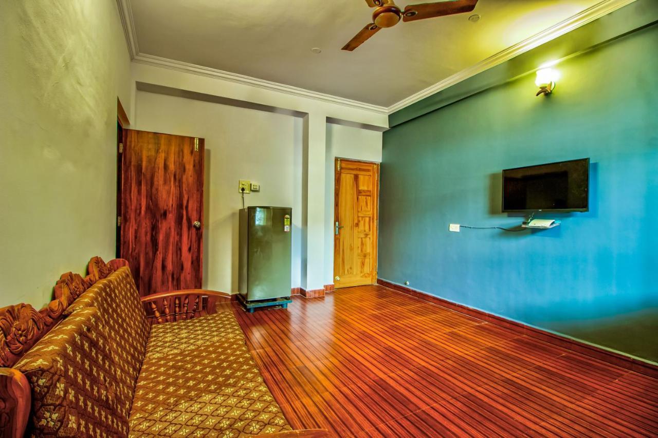 Candolim Glitter Sand Exterior foto