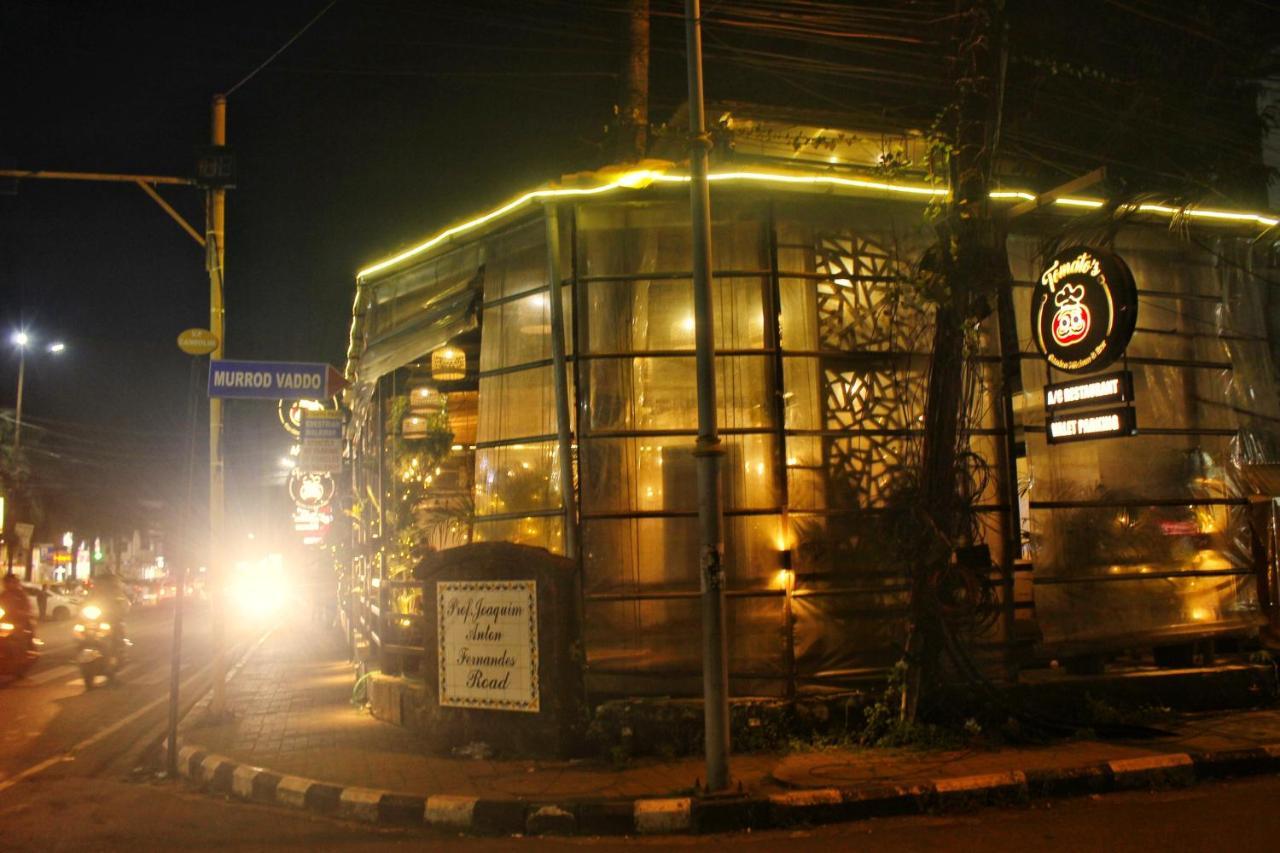 Candolim Glitter Sand Exterior foto